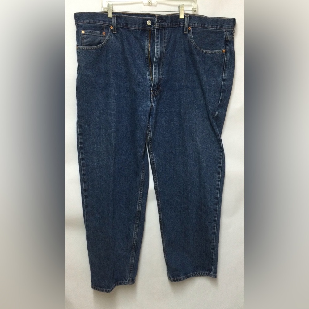 Levi’s 550 jeans   Size 46x29